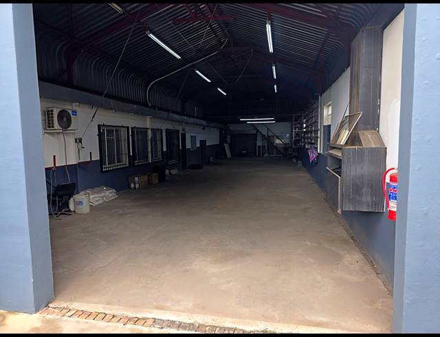 500M² WORKSHOP TO LET IN WITBANK EXT 41